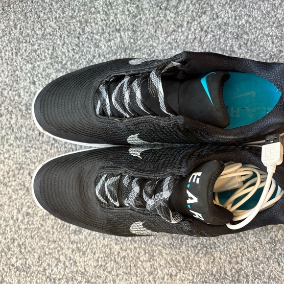 Nike Hyper Adapt 1.0 - Picture 3 of 7